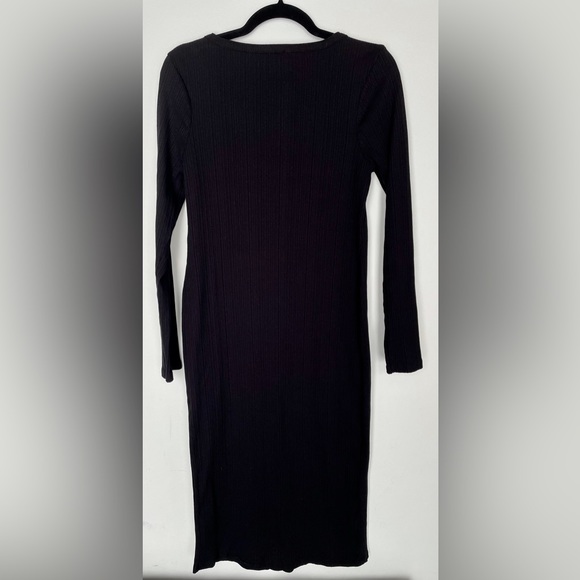 Maternity warm midi sweater dress black with snap bottoms - Picture 2 of 6